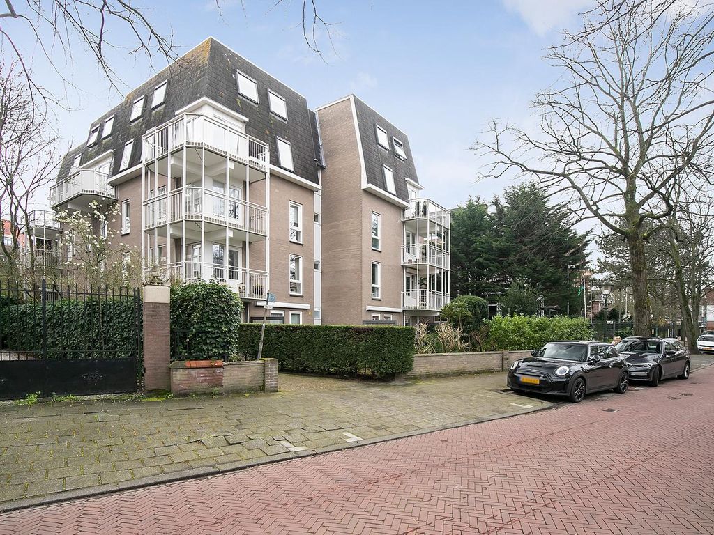 Parkweg 17R, 'S-Gravenhage