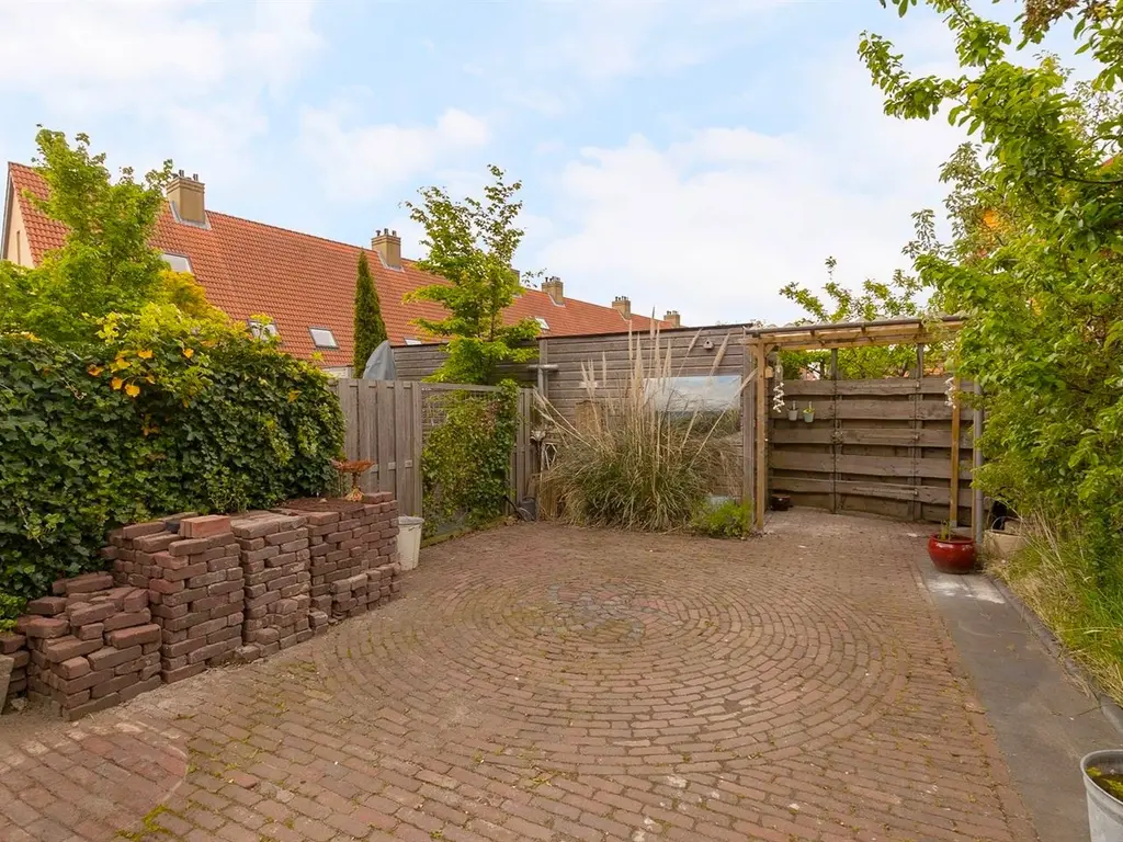 Salamander 105, Amstelveen