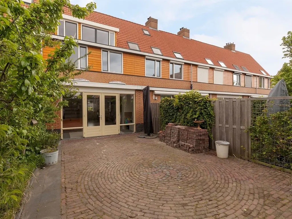 Salamander 105, Amstelveen