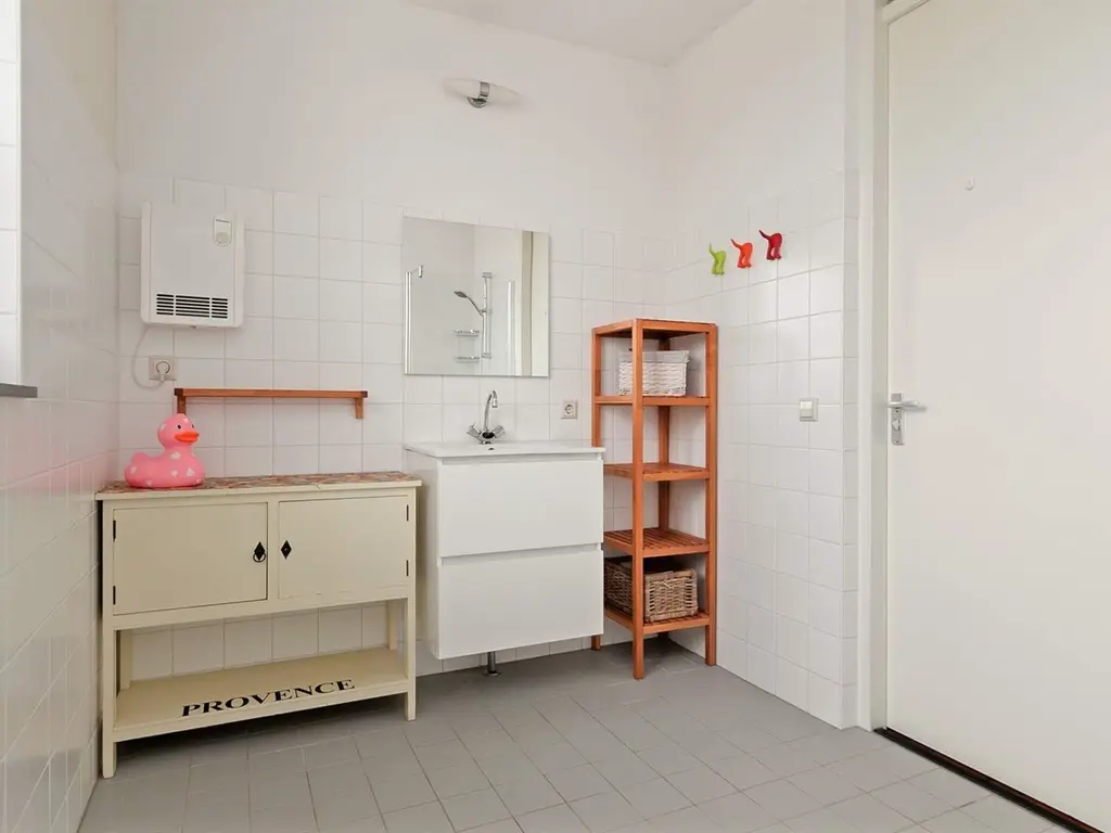 Salamander 105, Amstelveen