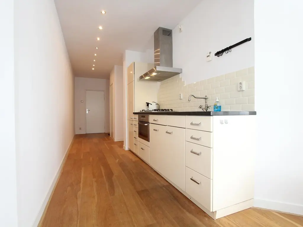 Meander 485, Amstelveen