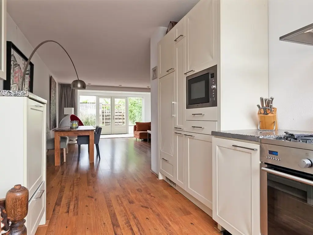 Salamander 105, Amstelveen