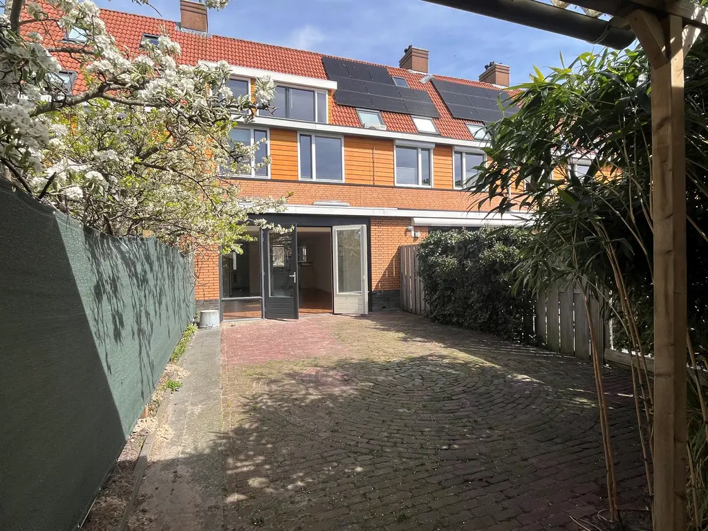 Salamander 105, Amstelveen