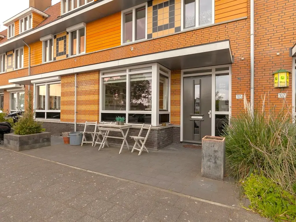 Salamander 105, Amstelveen