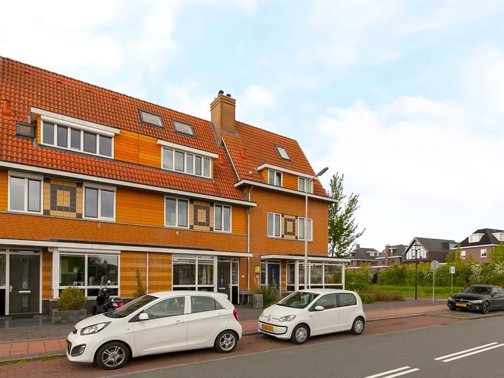 Salamander 105, Amstelveen