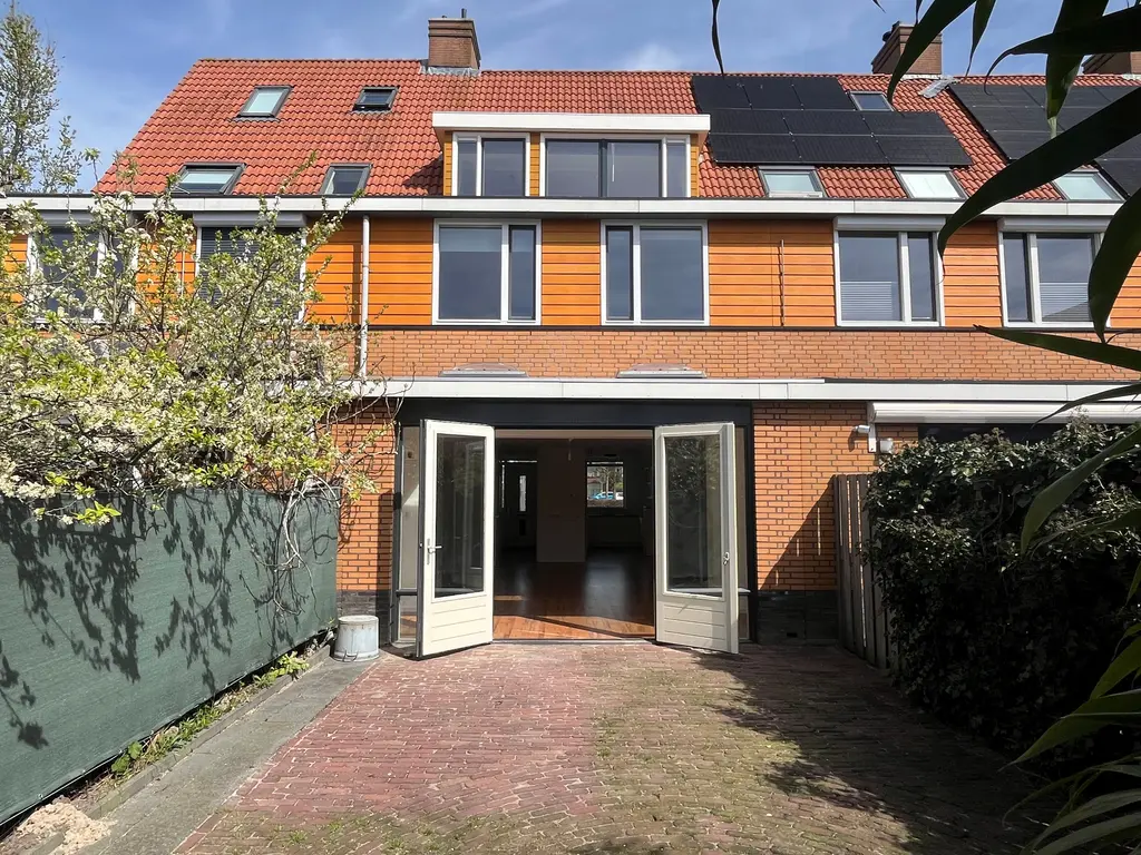 Salamander 105, Amstelveen