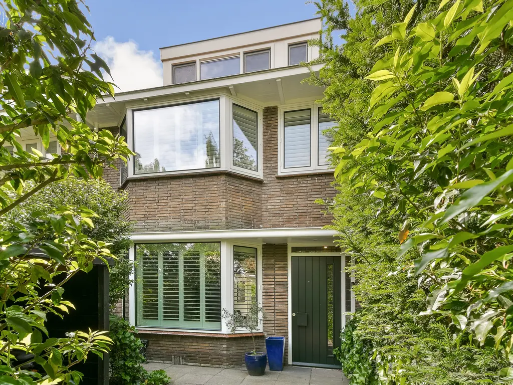 Graaf Aelbrechtlaan 47, Amstelveen