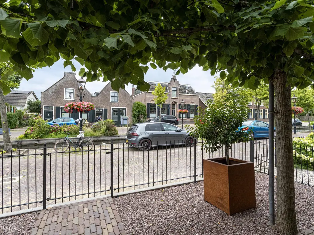 Van Teylingenweg 64, KAMERIK