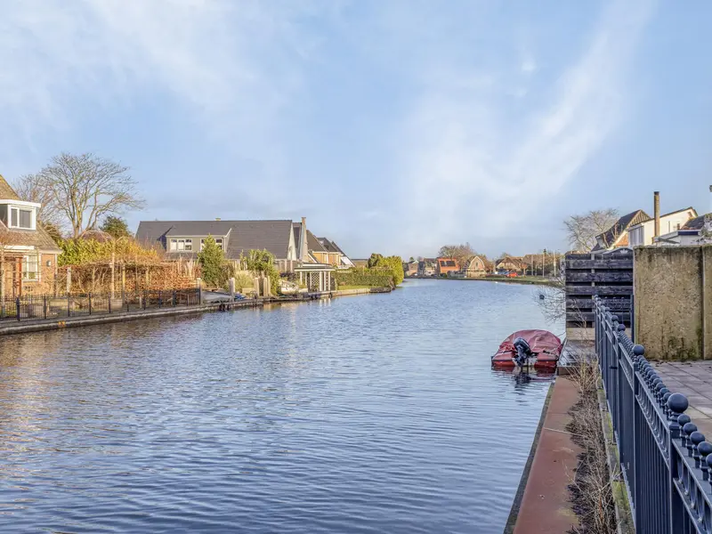 Hoge Rijndijk 12, NIEUWERBRUG AAN DEN RIJN