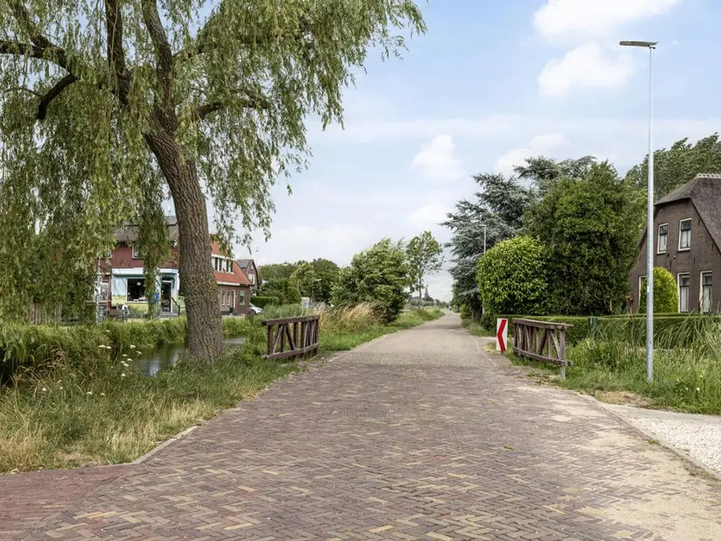 Van Teylingenweg 64, KAMERIK