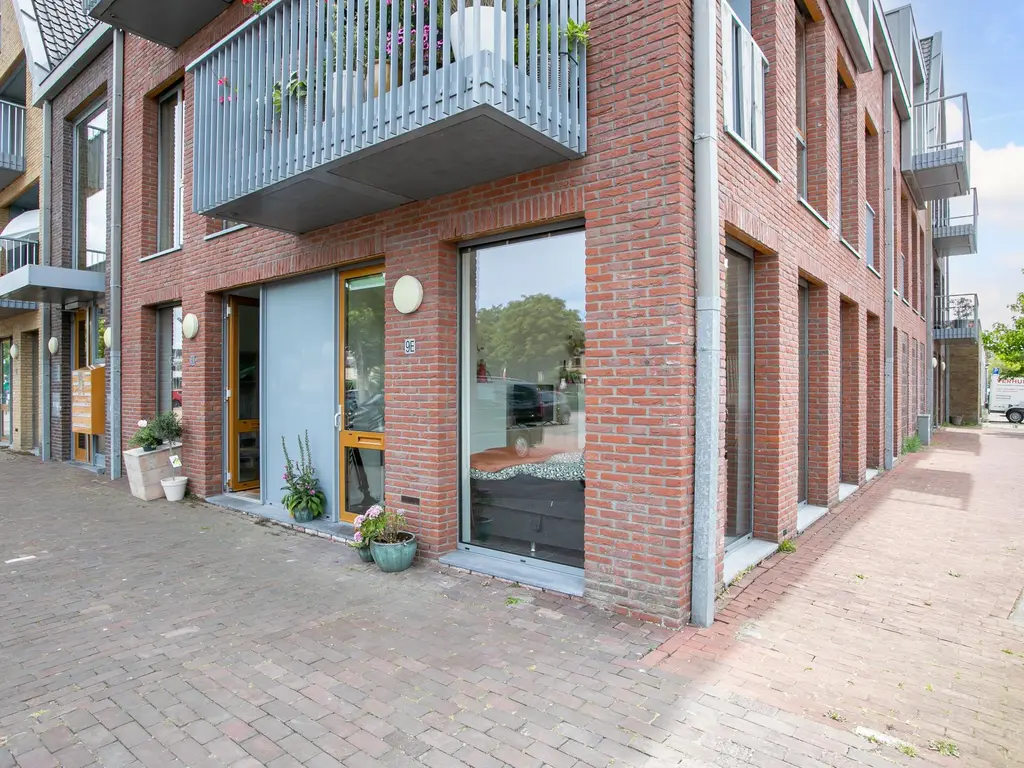 Middenweg 9e, ZEGVELD