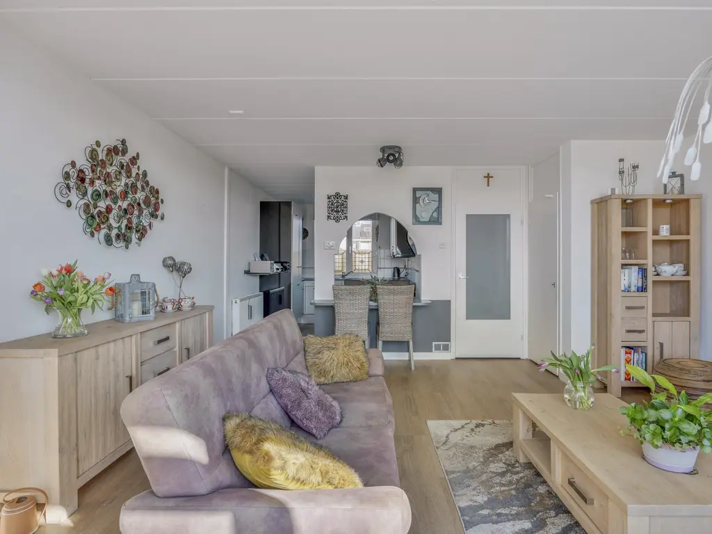 Roerdompstraat 20, KAMERIK