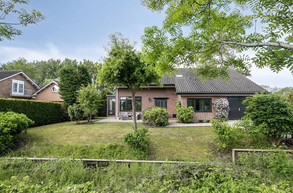 Van der Valk Boumanlaan 82