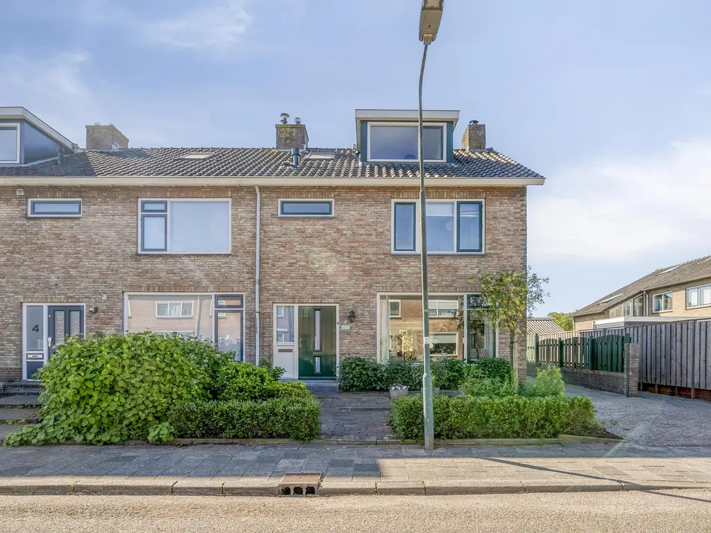 Goudenregenlaan 2, KAMERIK