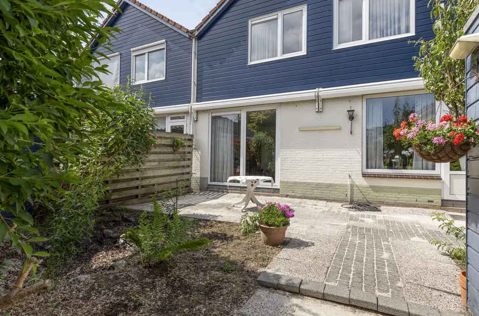 Strick van Linschotenstraat 79