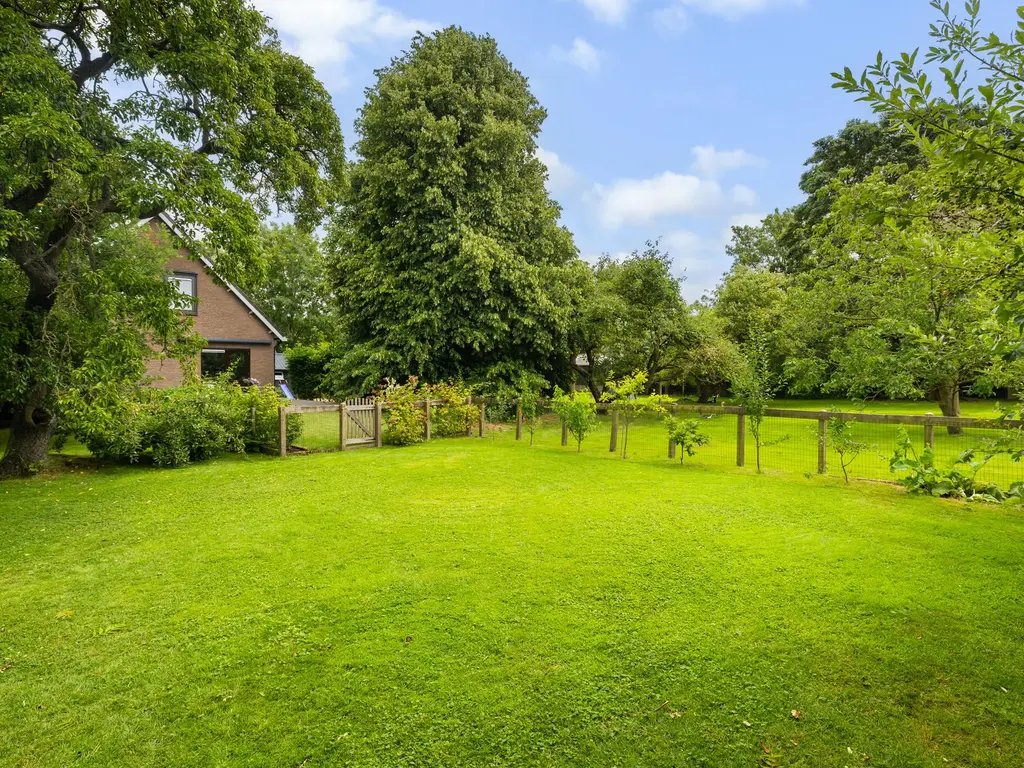 Oosteinde 32a, WAARDER