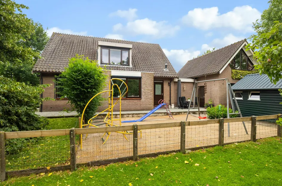 Oosteinde 32a