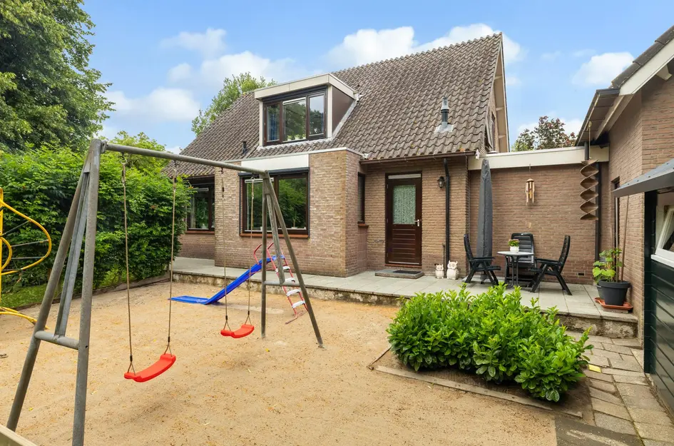 Oosteinde 32a