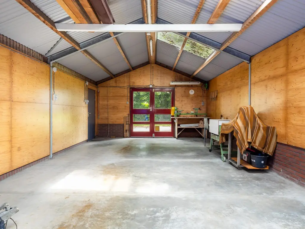 Oosteinde 32a, WAARDER