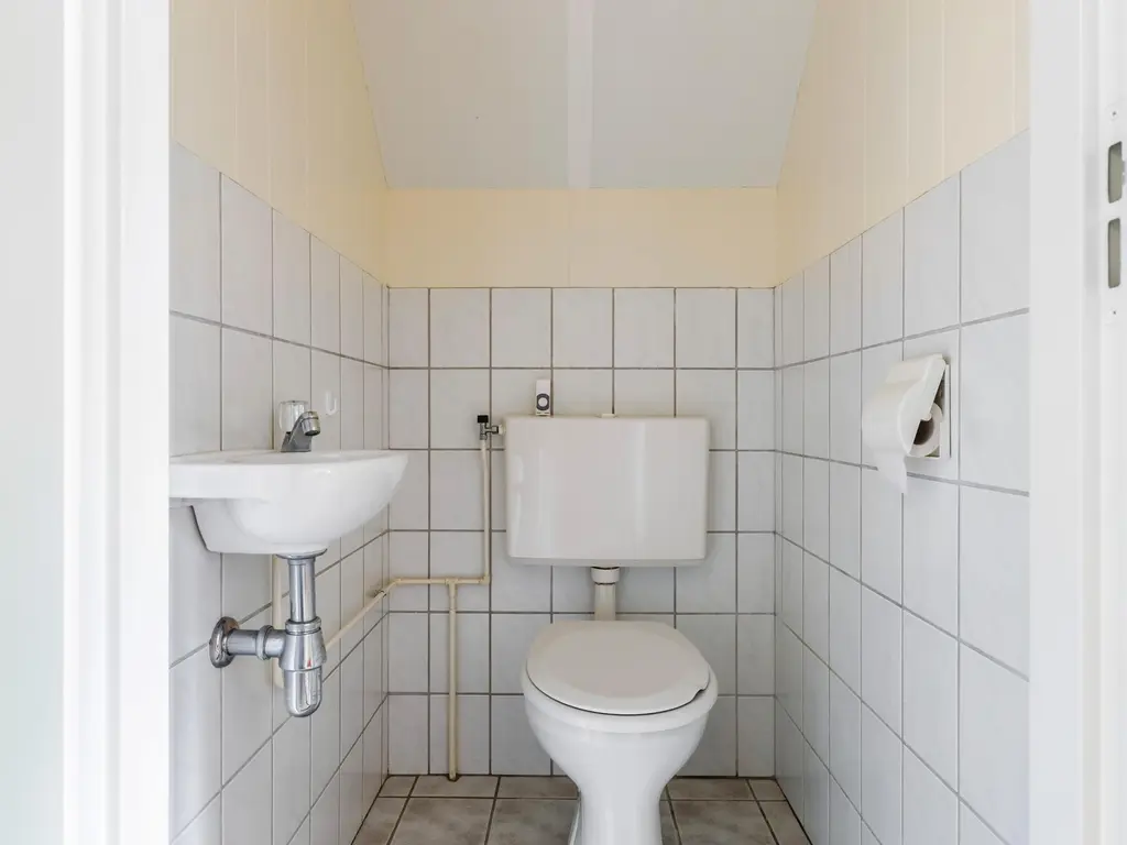 Oosteinde 32a, WAARDER