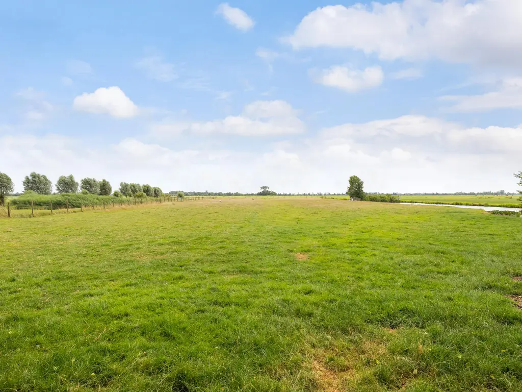 Oosteinde 32a, WAARDER