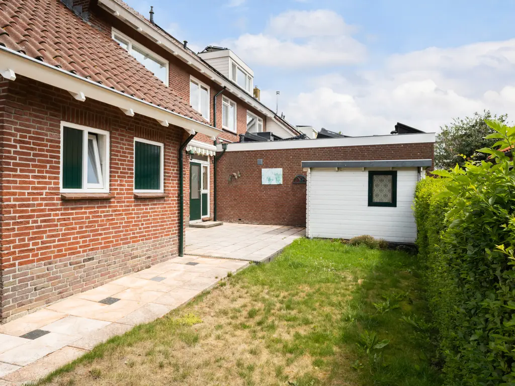 Prinses Margrietstraat 2, WAARDER