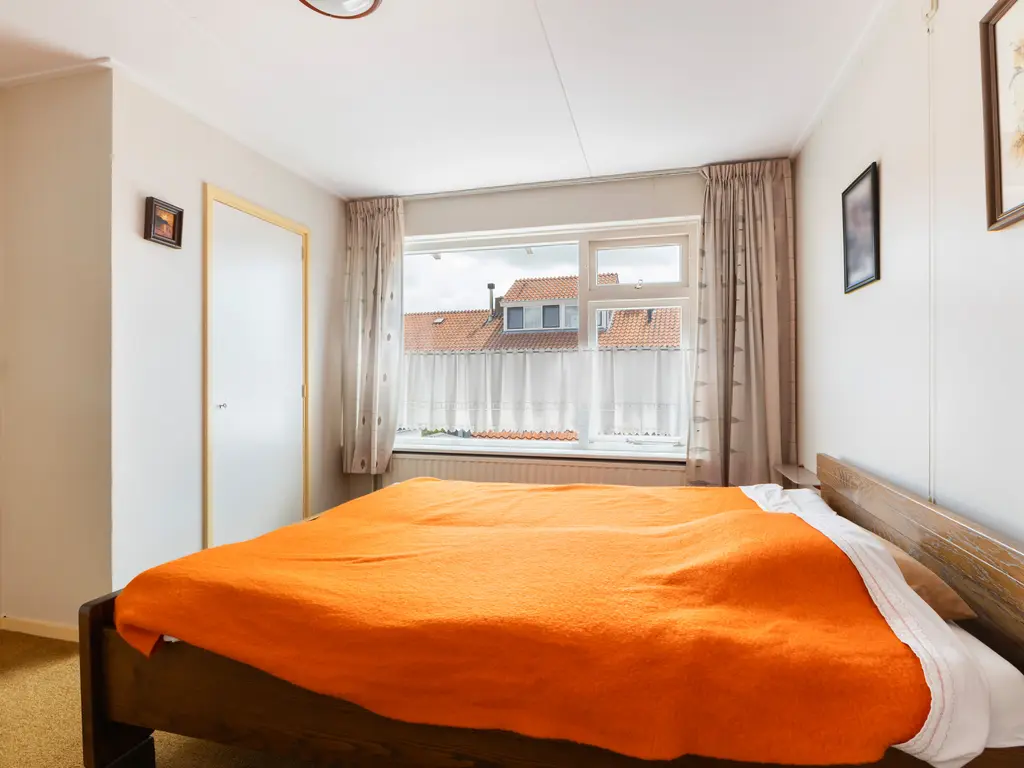 Prinses Margrietstraat 2, WAARDER