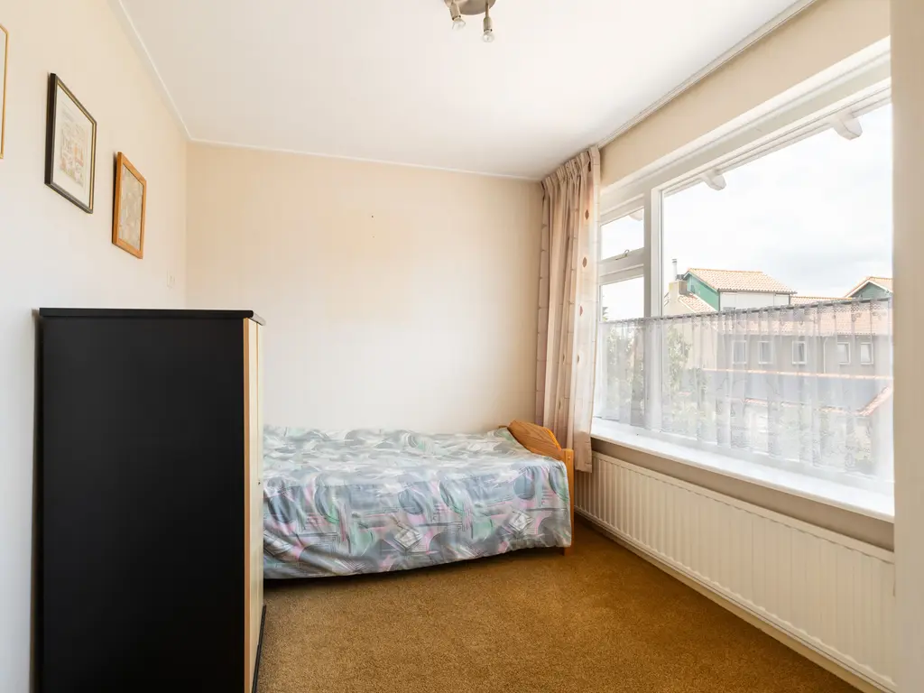 Prinses Margrietstraat 2, WAARDER
