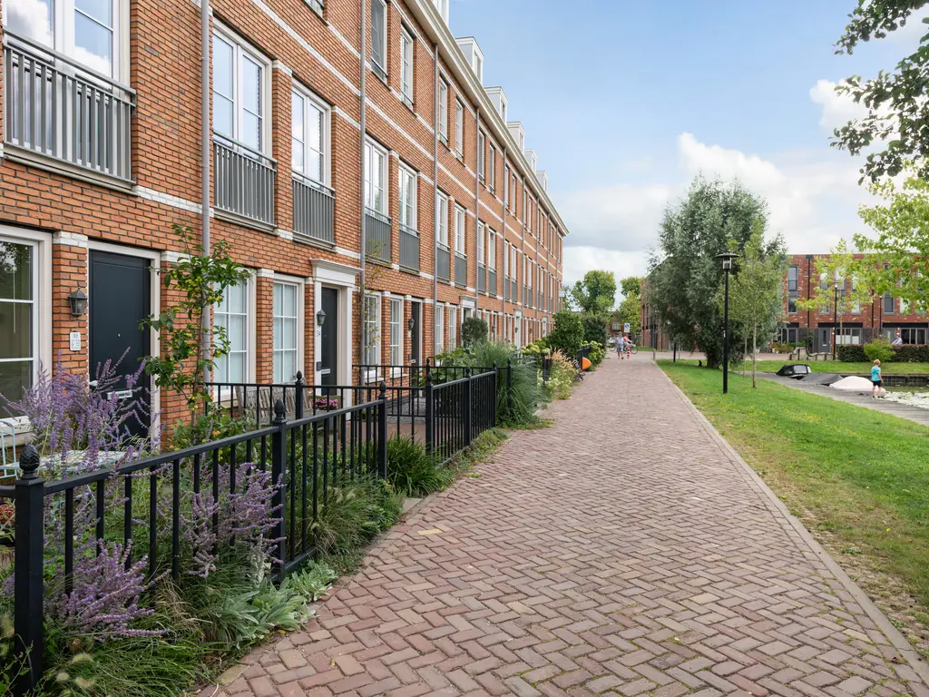 Defensie-eiland 32, WOERDEN