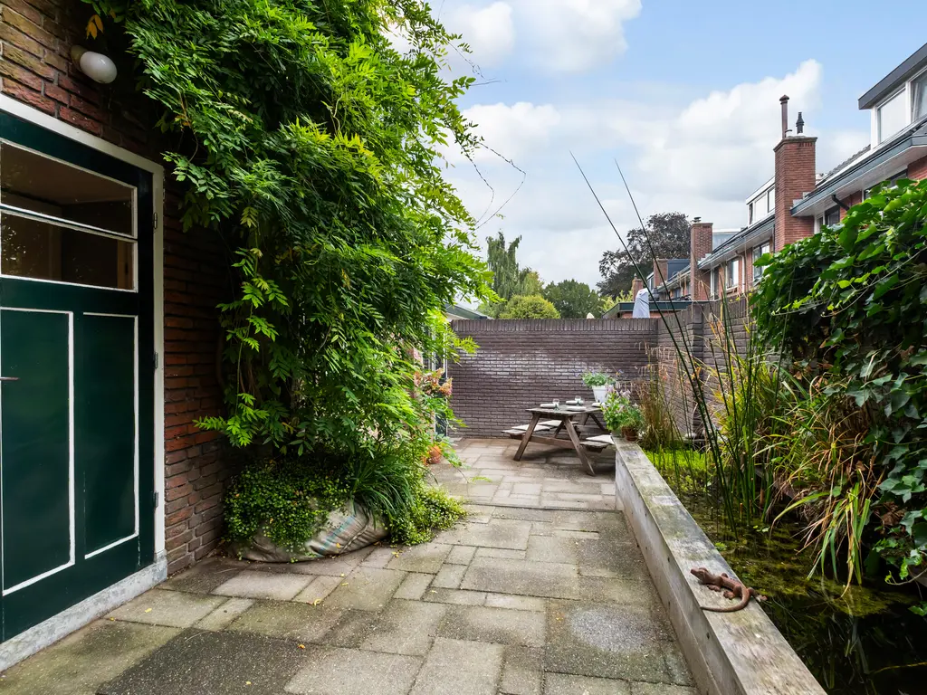 Leidsestraatweg 66, WOERDEN