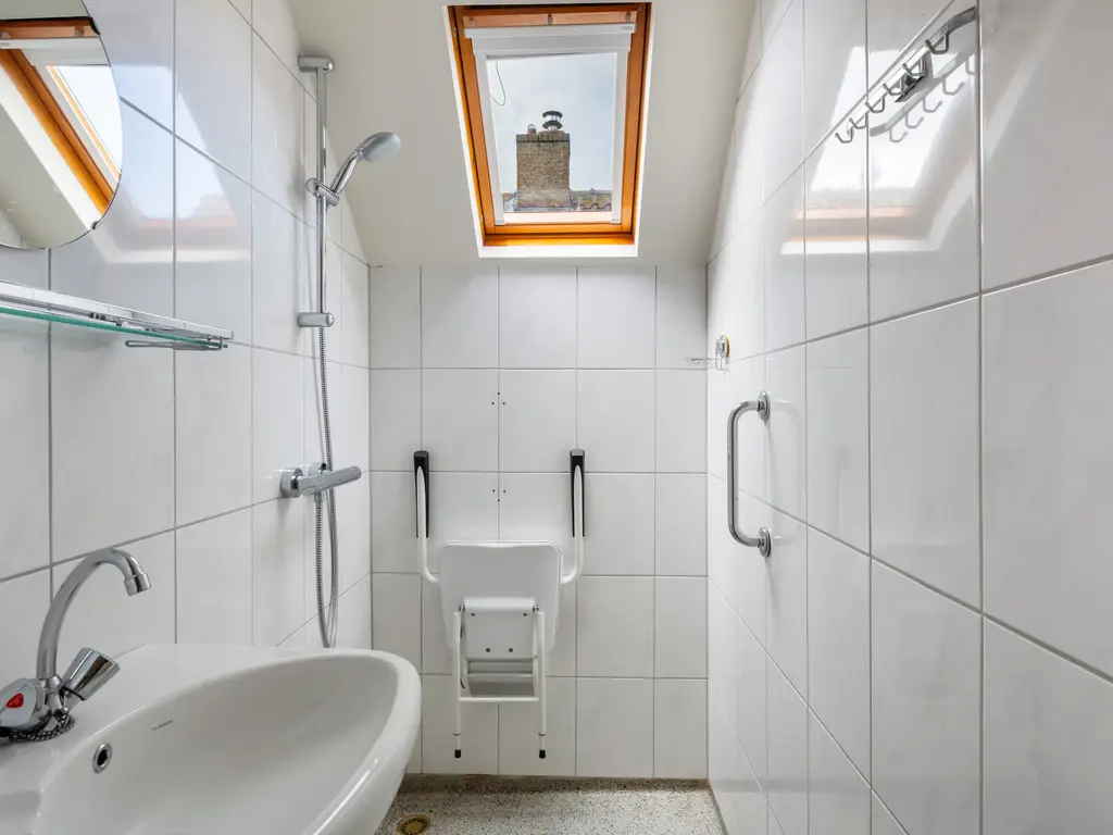 Burg. Brediusstraat 3, KAMERIK