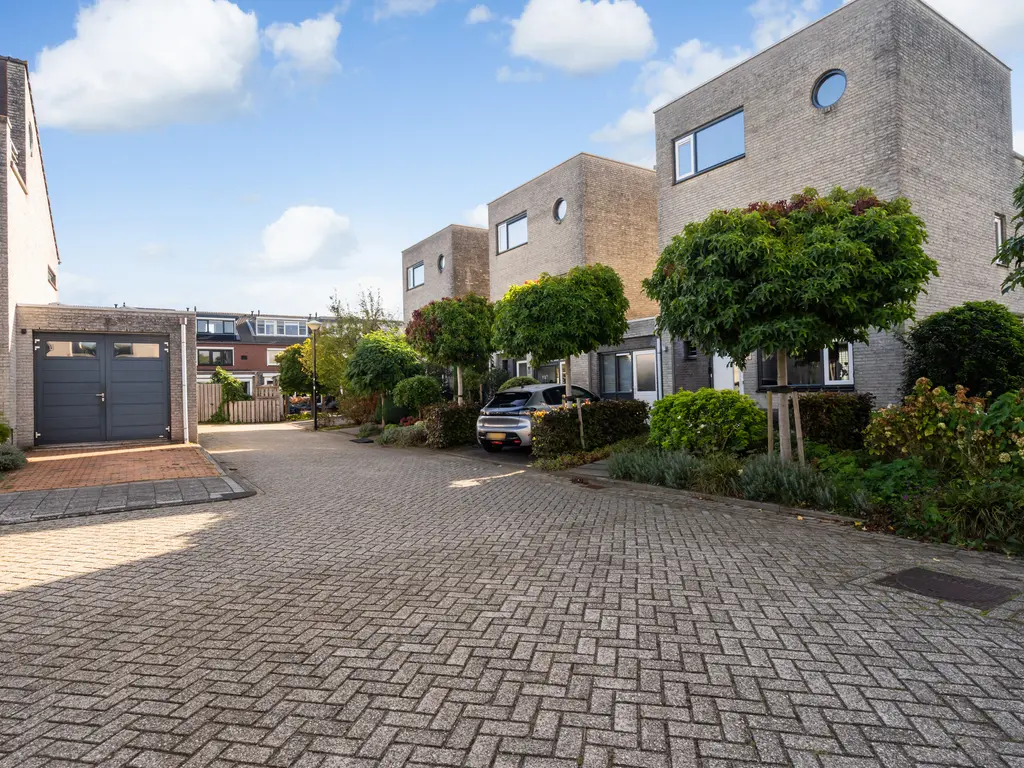 Jerseykade 24, WOERDEN
