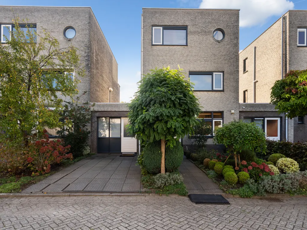 Jerseykade 24, WOERDEN