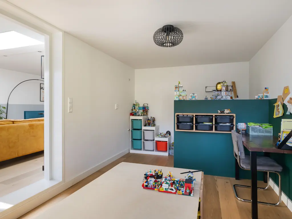 Burg. de Kockstraat 18, KAMERIK