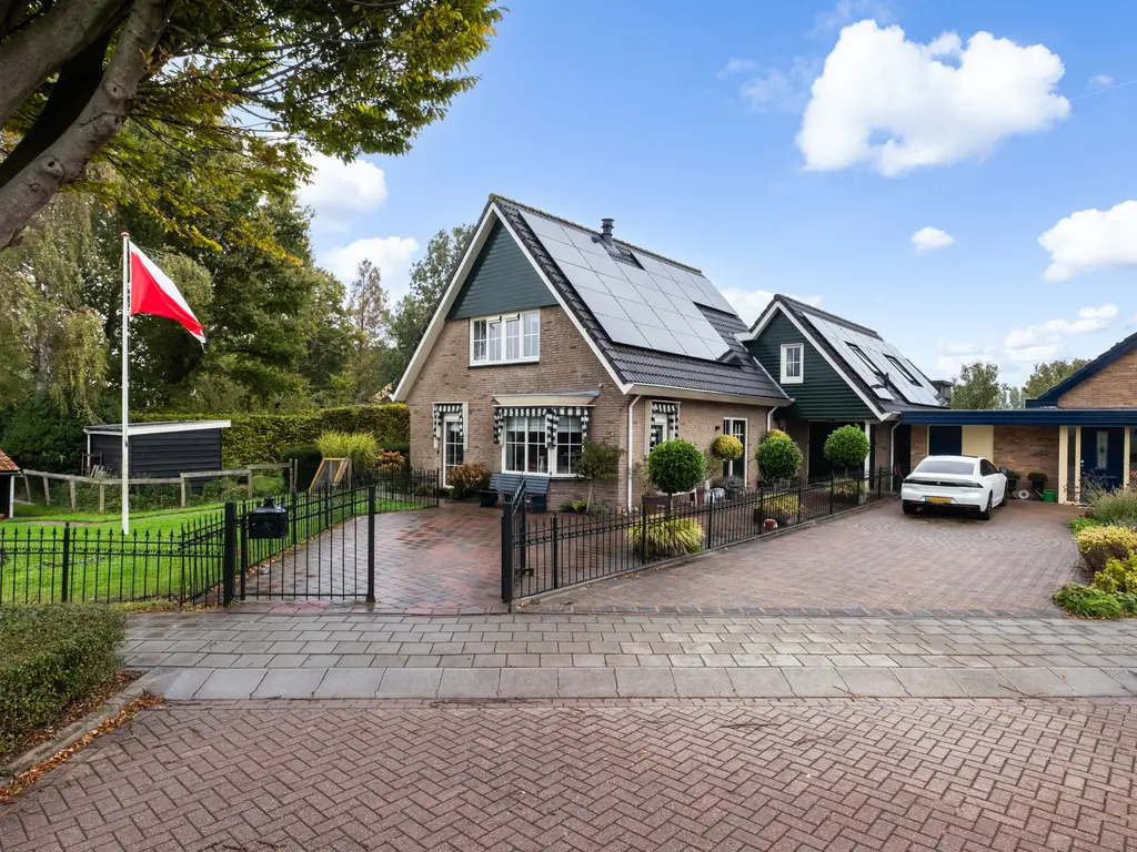 Strick van Linschotenstraat 92, LINSCHOTEN