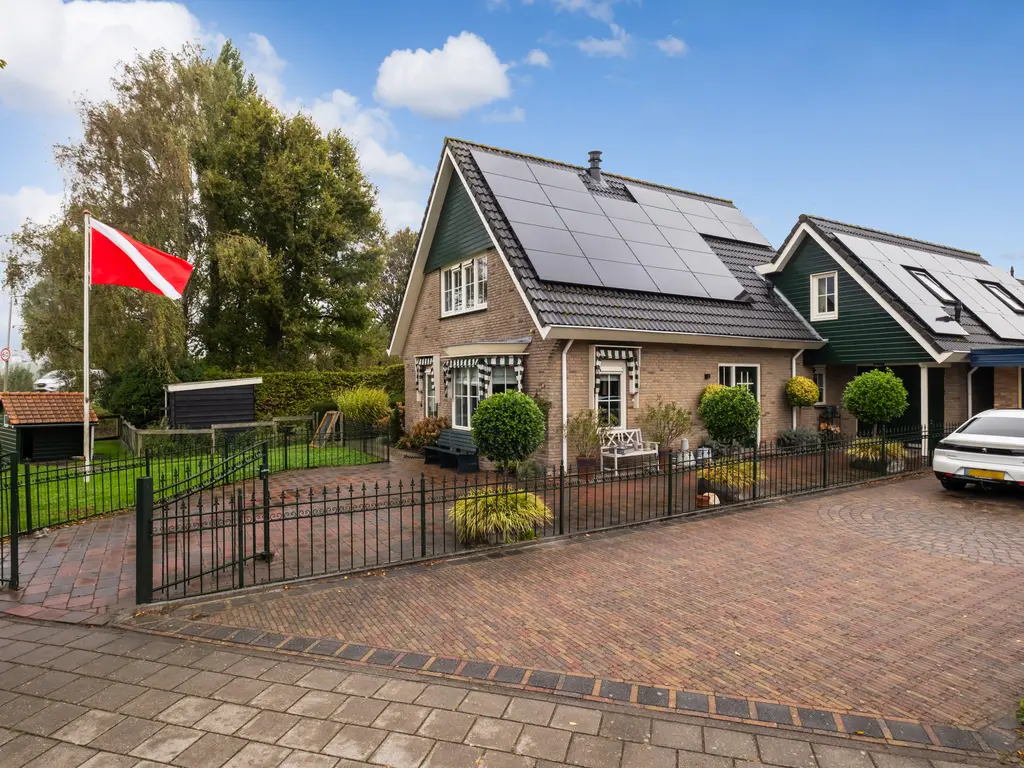 Strick van Linschotenstraat 92, LINSCHOTEN
