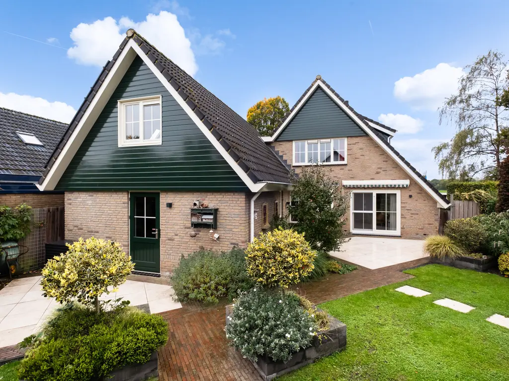 Strick van Linschotenstraat 92, LINSCHOTEN