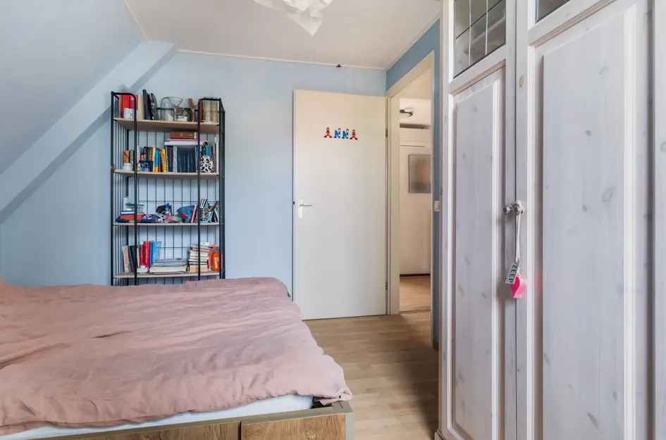 Strick van Linschotenstraat 92