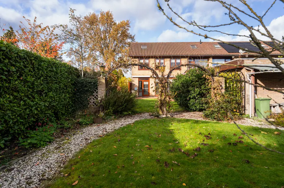 V.d. Duijn van Maasdamlaan 6