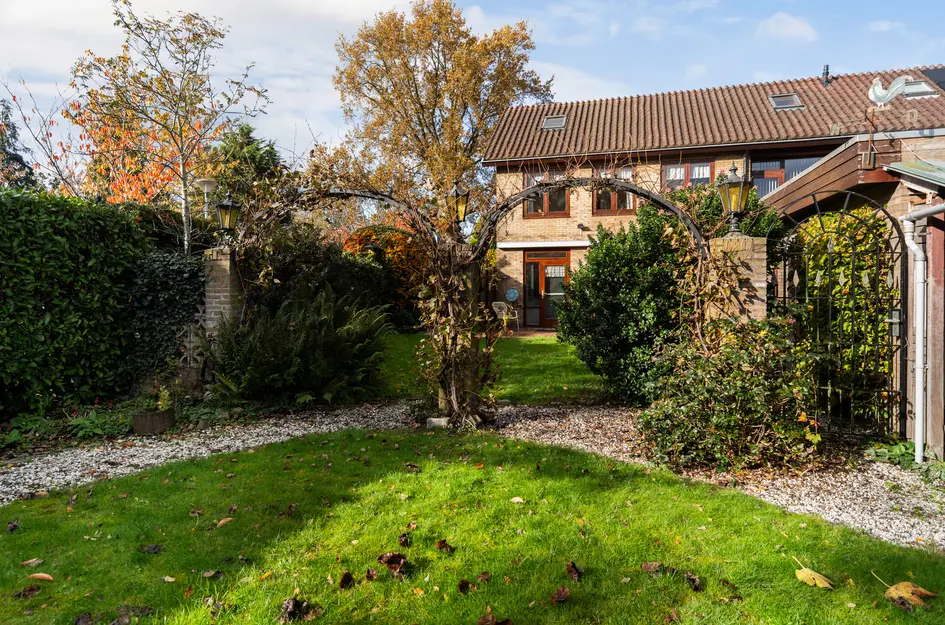 V.d. Duijn van Maasdamlaan 6