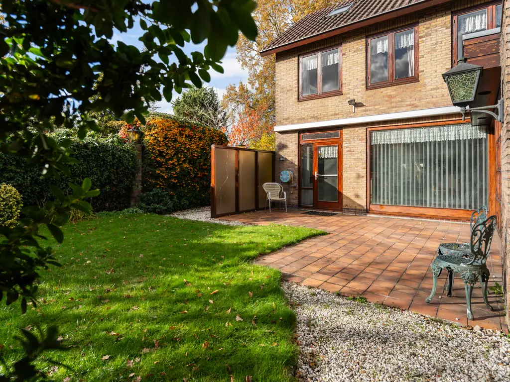 V.d. Duijn van Maasdamlaan 6, WOERDEN