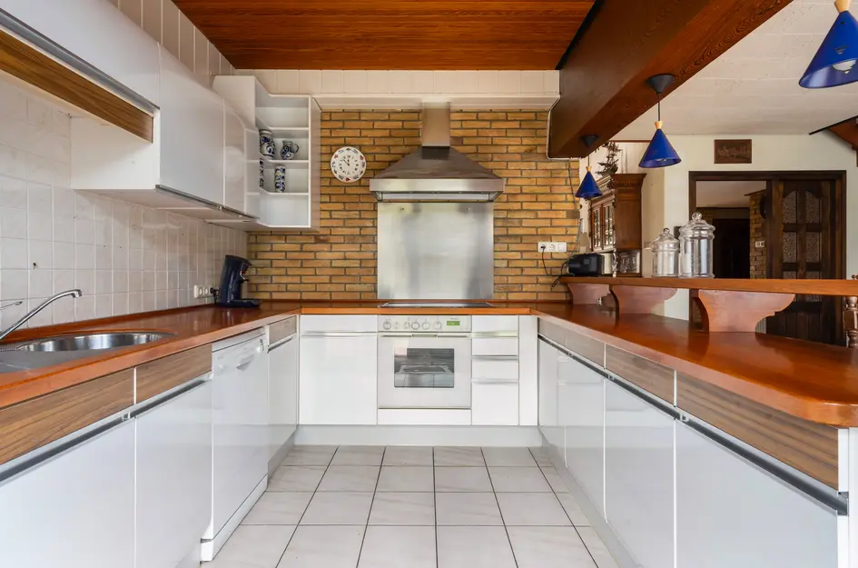 V.d. Duijn van Maasdamlaan 6