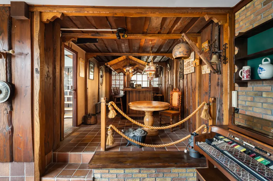 V.d. Duijn van Maasdamlaan 6