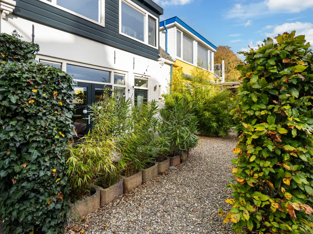 Van Teylingenweg 44, KAMERIK