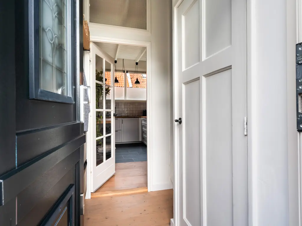 Van Teylingenweg 44, KAMERIK