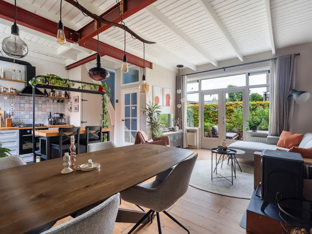 Van Teylingenweg 44, KAMERIK