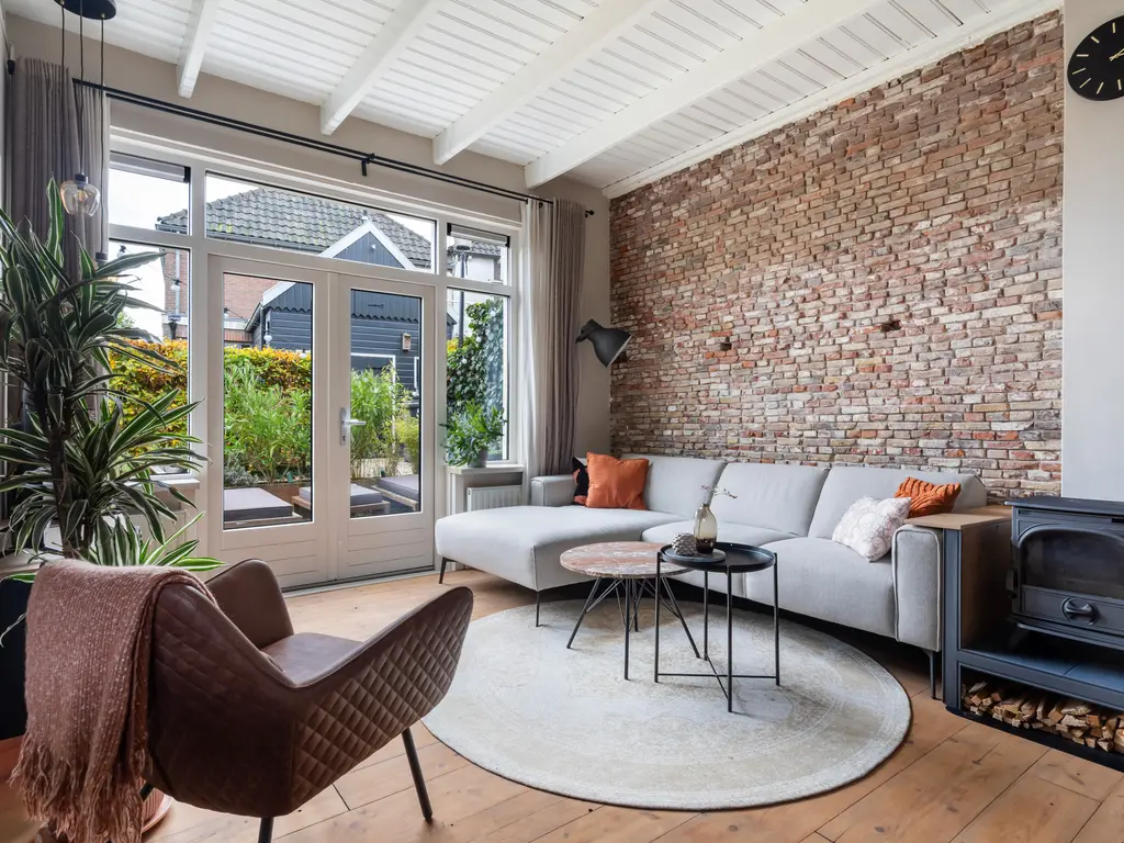 Van Teylingenweg 44, KAMERIK