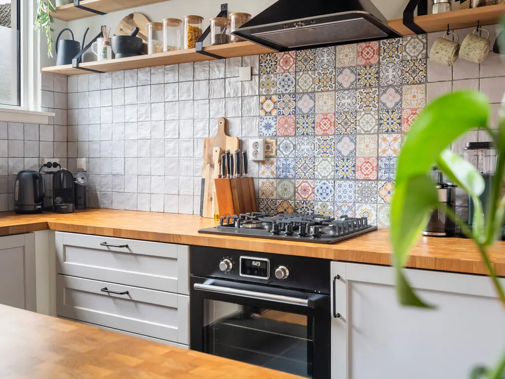 Van Teylingenweg 44, KAMERIK