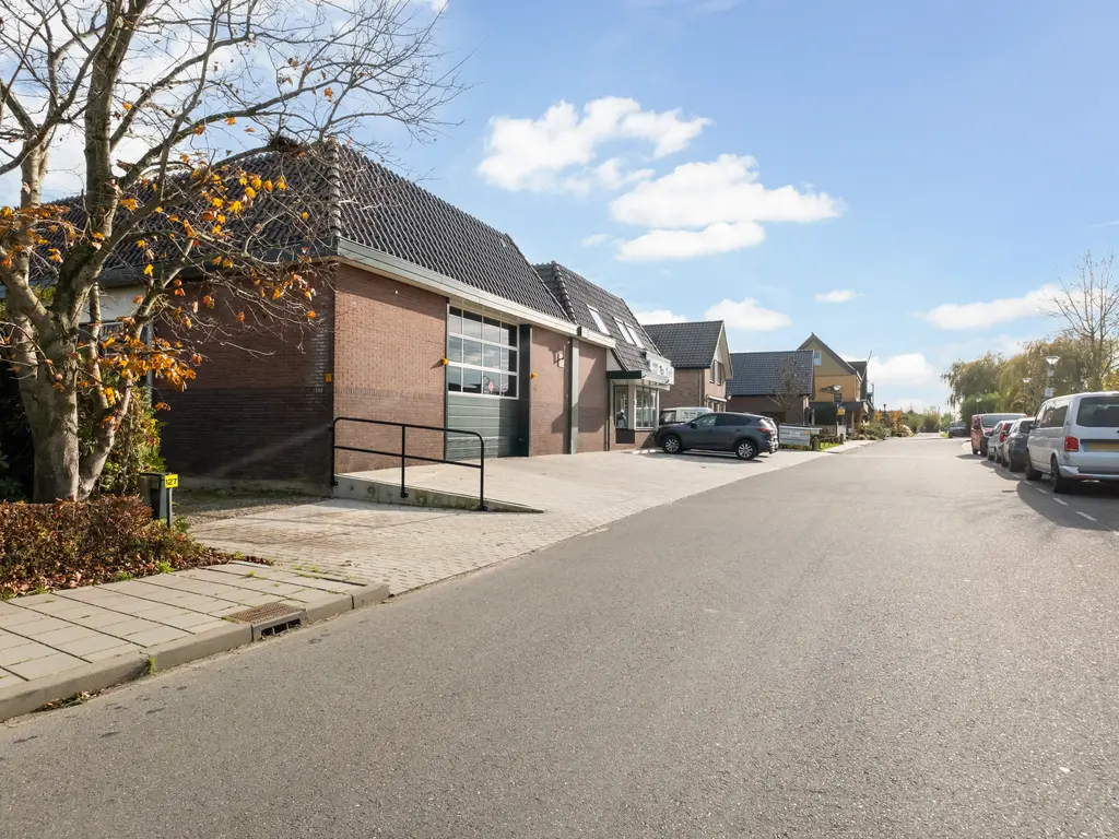 Van Teylingenweg 127, KAMERIK