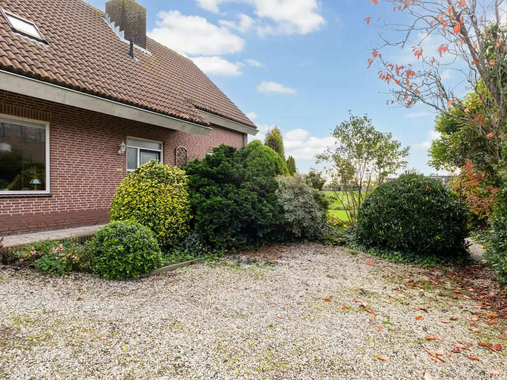 Van Teylingenweg 127, KAMERIK